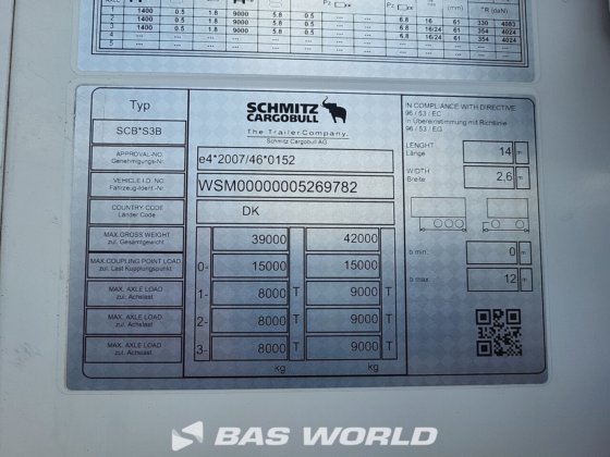 Schmitz Vector 1550 冷藏半挂车