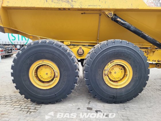 卡特彼勒 745 C 自卸卡车