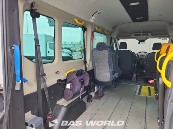 フォードトランジット 125pk 車椅子輸送