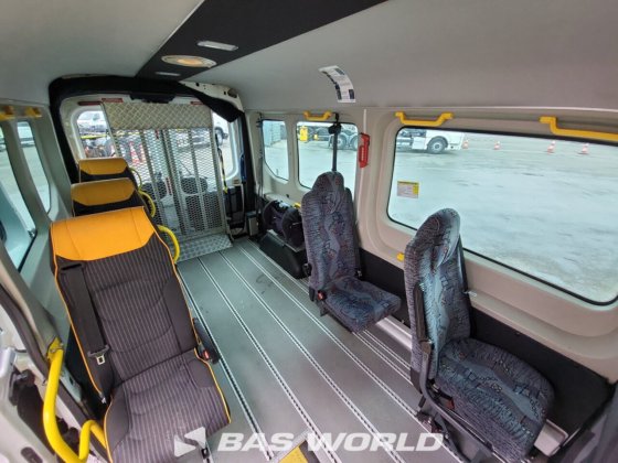 福特 Transit 125pk 轮椅运输