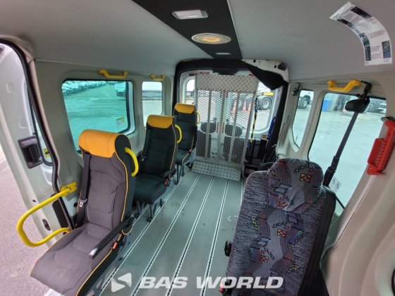 福特 Transit 125pk 轮椅运输