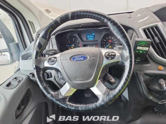 福特 Transit 125pk 轮椅运输