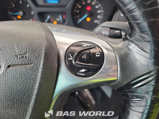 福特 Transit 125pk 轮椅运输