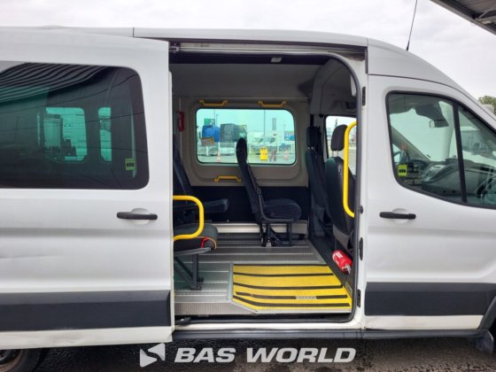 福特 Transit 125pk 轮椅运输