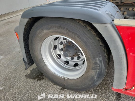 斯堪尼亚 R490 4X2 牵引车组