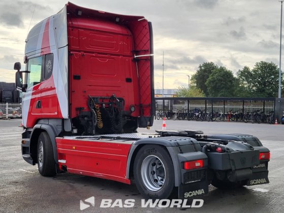 斯堪尼亚 R490 4X2 牵引车组