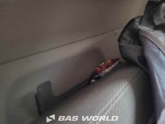 斯堪尼亚 R490 4X2 牵引车组