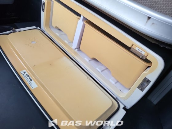 斯堪尼亚 R490 4X2 牵引车组