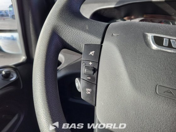 イヴェコ・デイリー 35C16 ボックスボディ