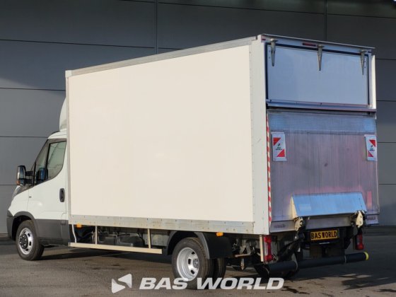 イヴェコ・デイリー 35C16 ボックスボディ