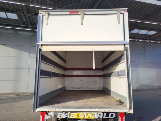 イヴェコ・デイリー 35C16 ボックスボディ