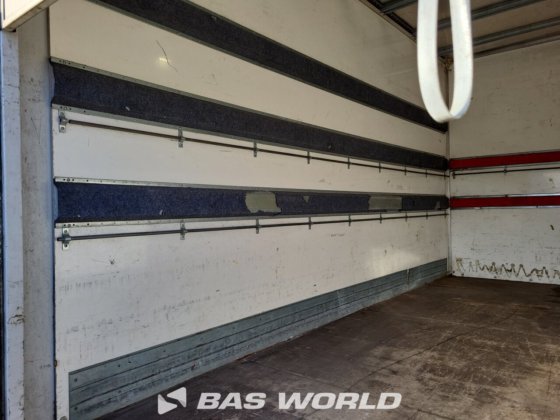 イヴェコ・デイリー 35C16 ボックスボディ