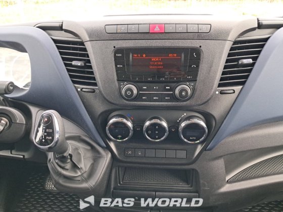 イヴェコ・デイリー 35C16 ボックスボディ