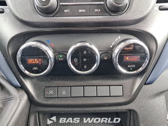 イヴェコ・デイリー 35C16 ボックスボディ