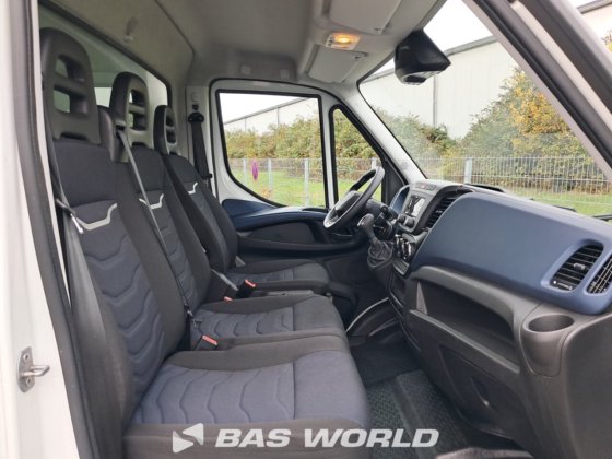 イヴェコ・デイリー 35C16 ボックスボディ