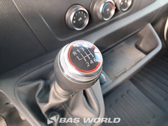 ルノー マスター 150PK クローズド・ボックス・バン