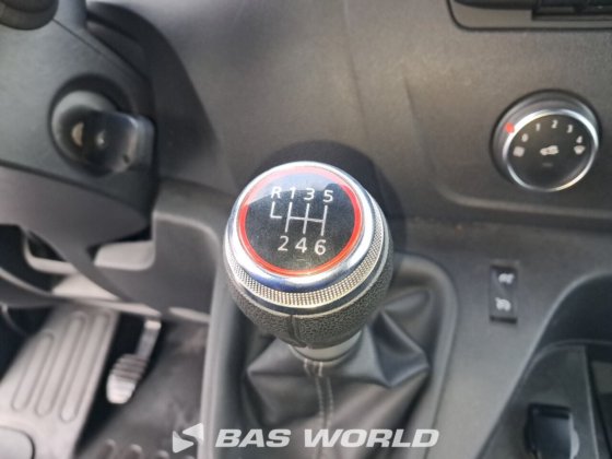 ルノー マスター 150PK クローズド・ボックス・バン