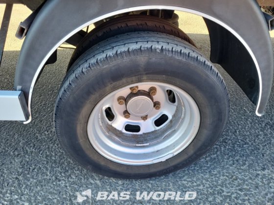 福特 Transit 130pk BE 牵引车