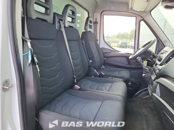 イヴェコ・デイリー 35C16 ボックスボディ