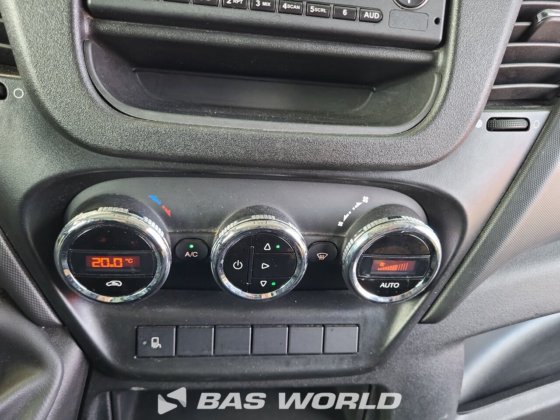 イヴェコ・デイリー 35C16 ボックスボディ