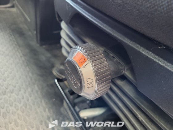 イヴェコ・デイリー 35C16 ボックスボディ