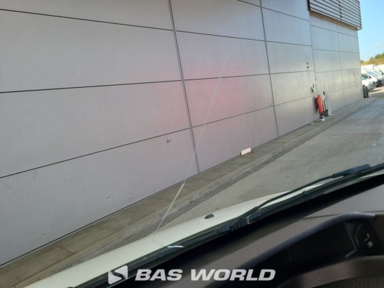 イヴェコ・デイリー 35C16 ボックスボディ