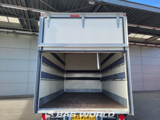 イヴェコ・デイリー 35C16 ボックスボディ