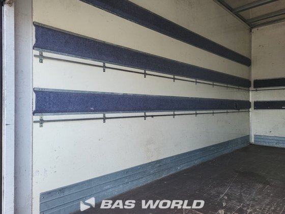 イヴェコ・デイリー 35C16 ボックスボディ