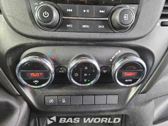 イヴェコ・デイリー 35C16 ボックスボディ