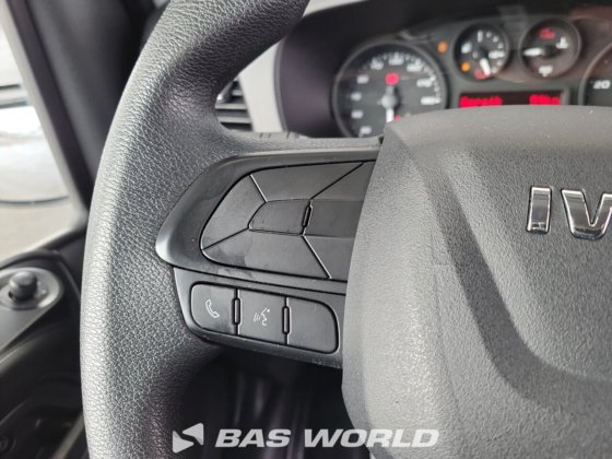 イヴェコ・デイリー 35C16 ボックスボディ