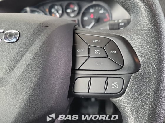 イヴェコ・デイリー 35C16 ボックスボディ