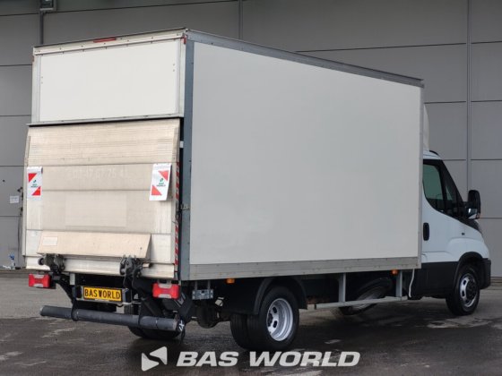 イヴェコ・デイリー 35C16 ボックスボディ