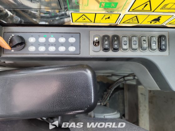 卡特彼勒 320 E L RR