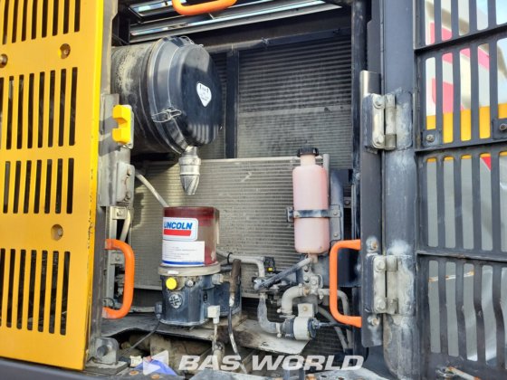 沃尔沃ECR355 E L履带式挖掘机