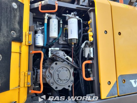 沃尔沃ECR355 E L履带式挖掘机