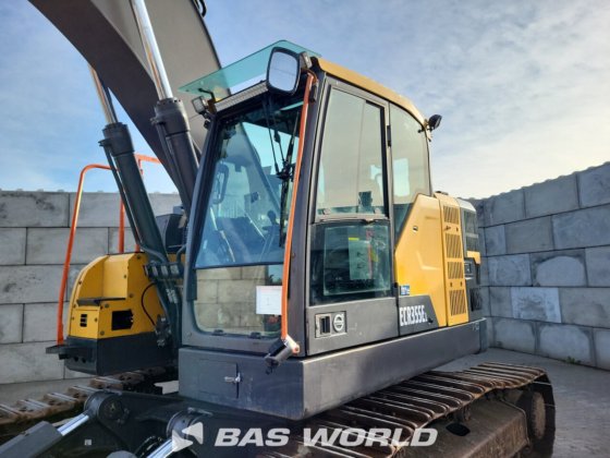 沃尔沃ECR355 E L履带式挖掘机