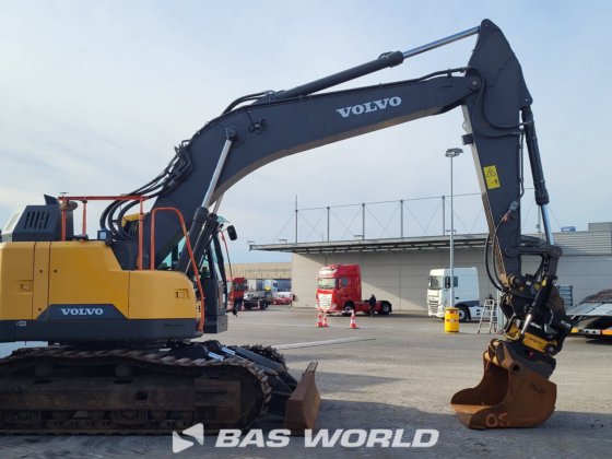 沃尔沃ECR355 E L履带式挖掘机