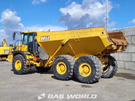 贝尔 B30 E 型自卸卡车