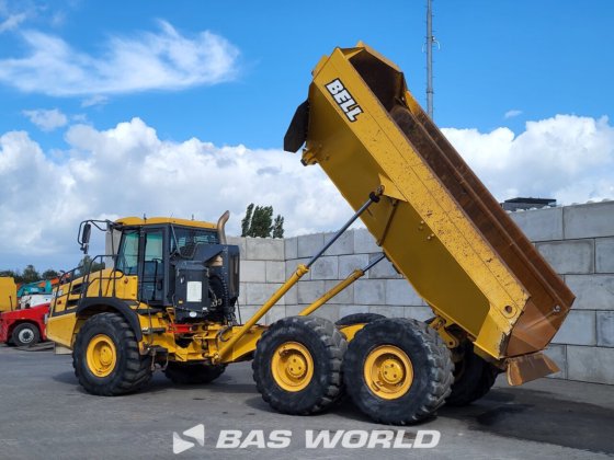 贝尔 B30 E 型自卸卡车