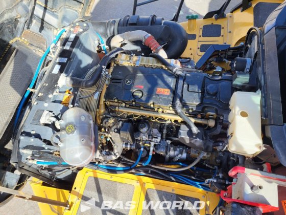 贝尔 B30 E 型自卸卡车