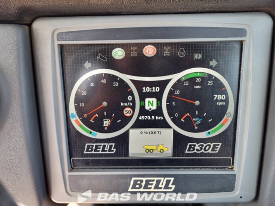 贝尔 B30 E 型自卸卡车