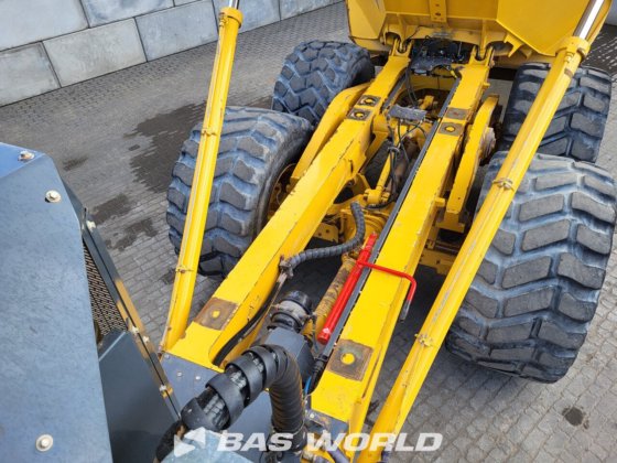 贝尔 B30 E 型自卸卡车