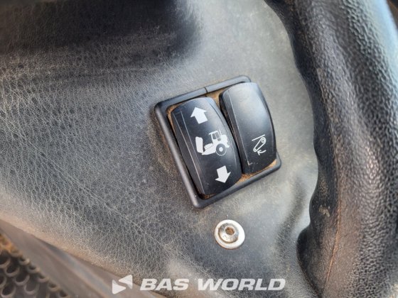 贝尔 B30 E 型自卸卡车