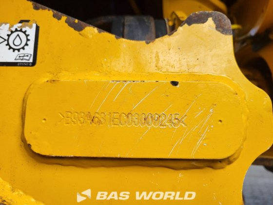 贝尔 B30 E 型自卸卡车