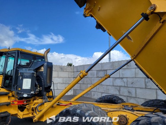 贝尔 B30 E 型自卸卡车