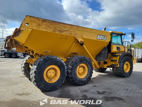 贝尔 B30 E 型自卸卡车