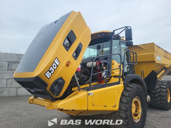 ベル B30 E ダンプトラック