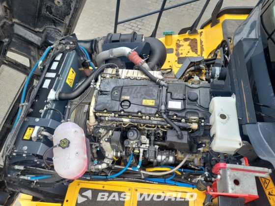 ベル B30 E ダンプトラック