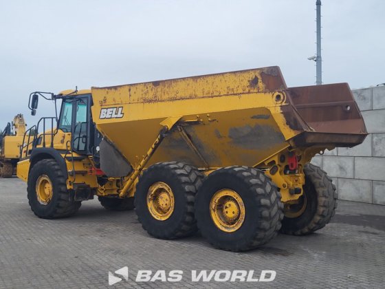 ベル B30 E ダンプトラック