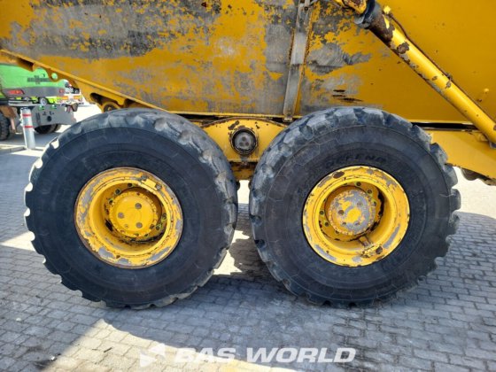 贝尔 B30 E 型自卸卡车